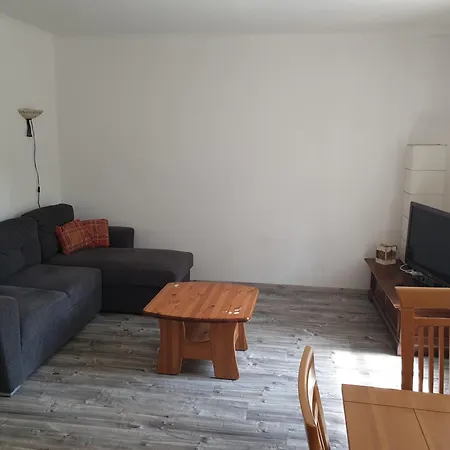 בית נופש Altes Forsthaus Laubusch *